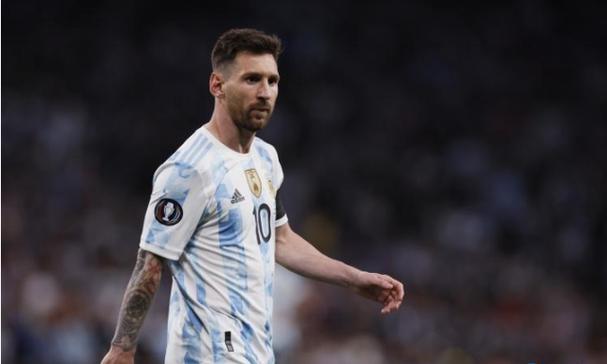 茶叶是高血压的“加速剂”？医生表示：不想血压飙升，少喝3种茶